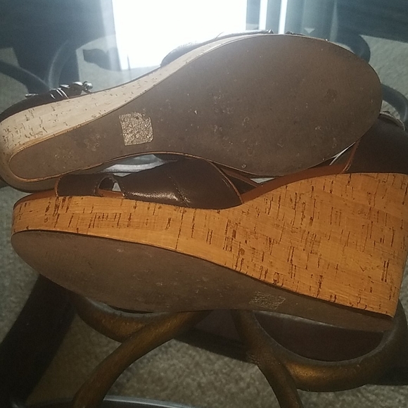 🎉Sale $8 Leather Platform Wedges - Picture 7 of 7